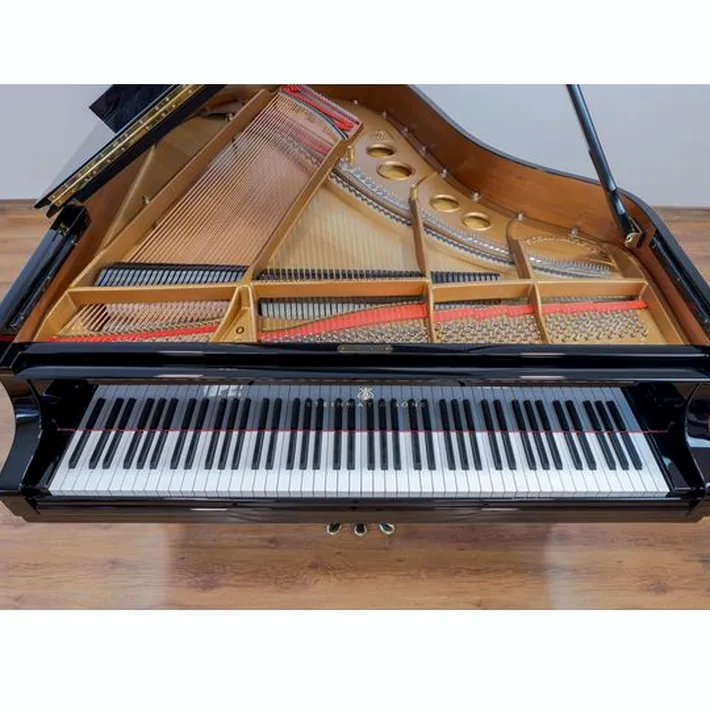 Steinway & Sons O-180 used